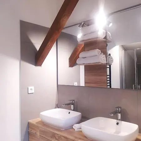 Mansardee Independante, 25min Lyon-villefranche Chazay-d'Azergues